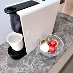 Karolina Apartman *