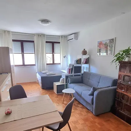 Karolina Apartment